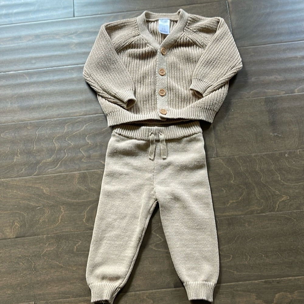 Modern moments 6/9m matching outfit